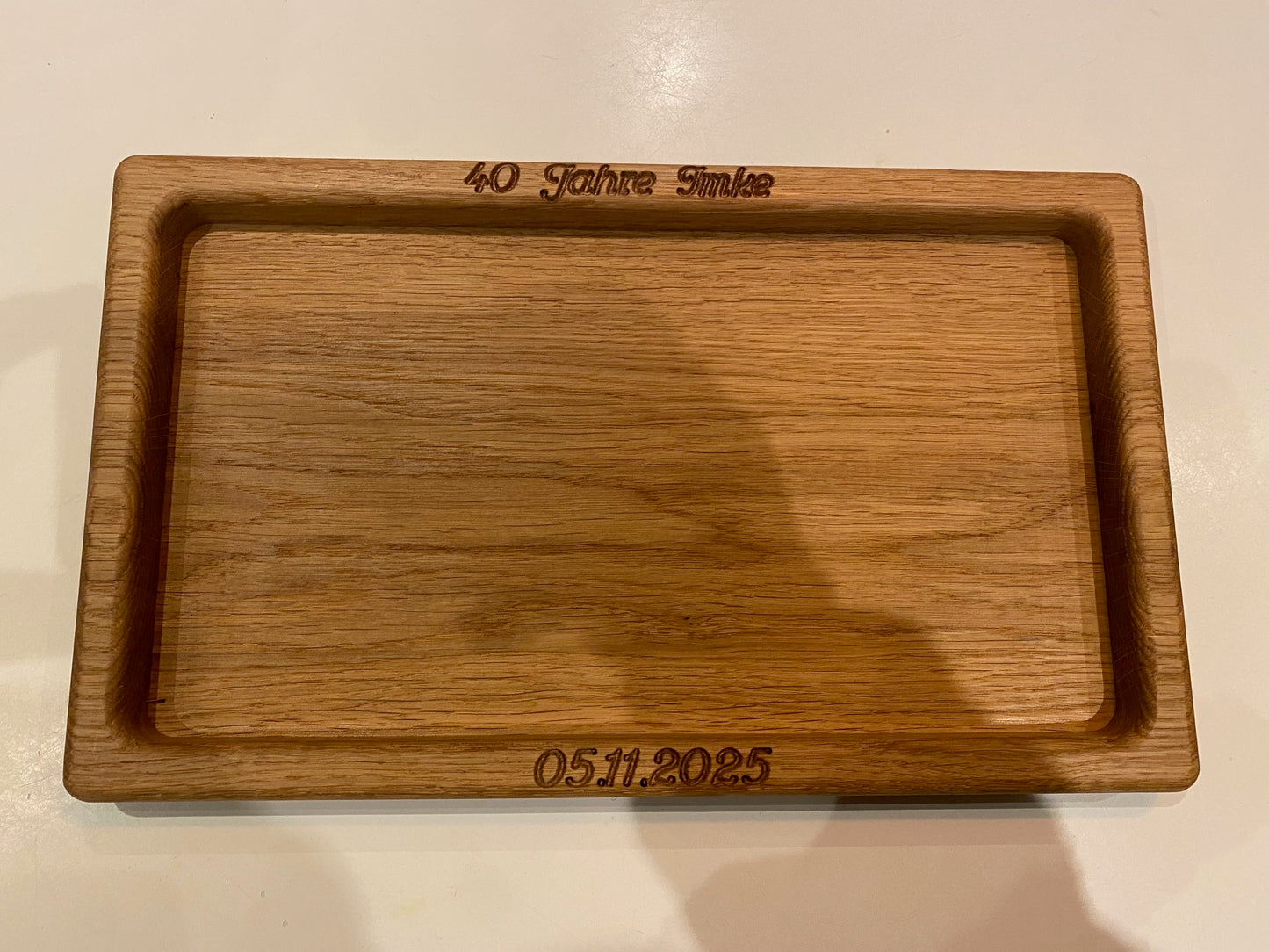 Schale mit individueller Fräsung, Holzschale mit Namen, Sevierbtrett, Dekobrett