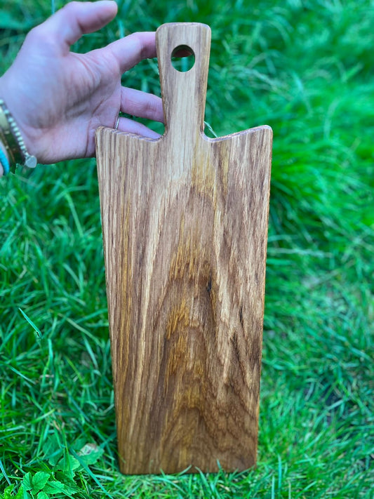 Schneidebrett, Eiche, CNC-gefräst, 45x17x2 cm, geschliffen, geölt