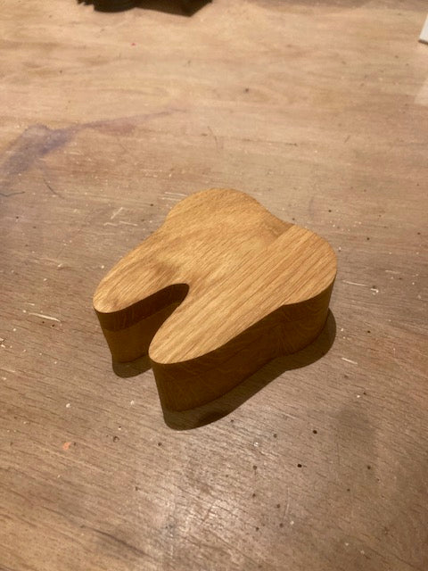 Zahndose, Aufbewahrungsdose Milchzähne, Eiche, gefräst, Sammeldose